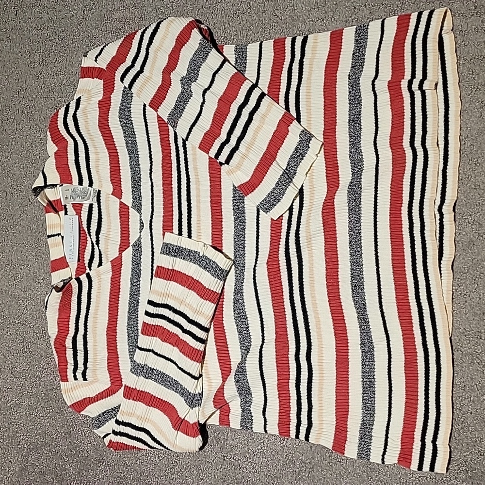 Liz Claiborne first issue large long sleeve